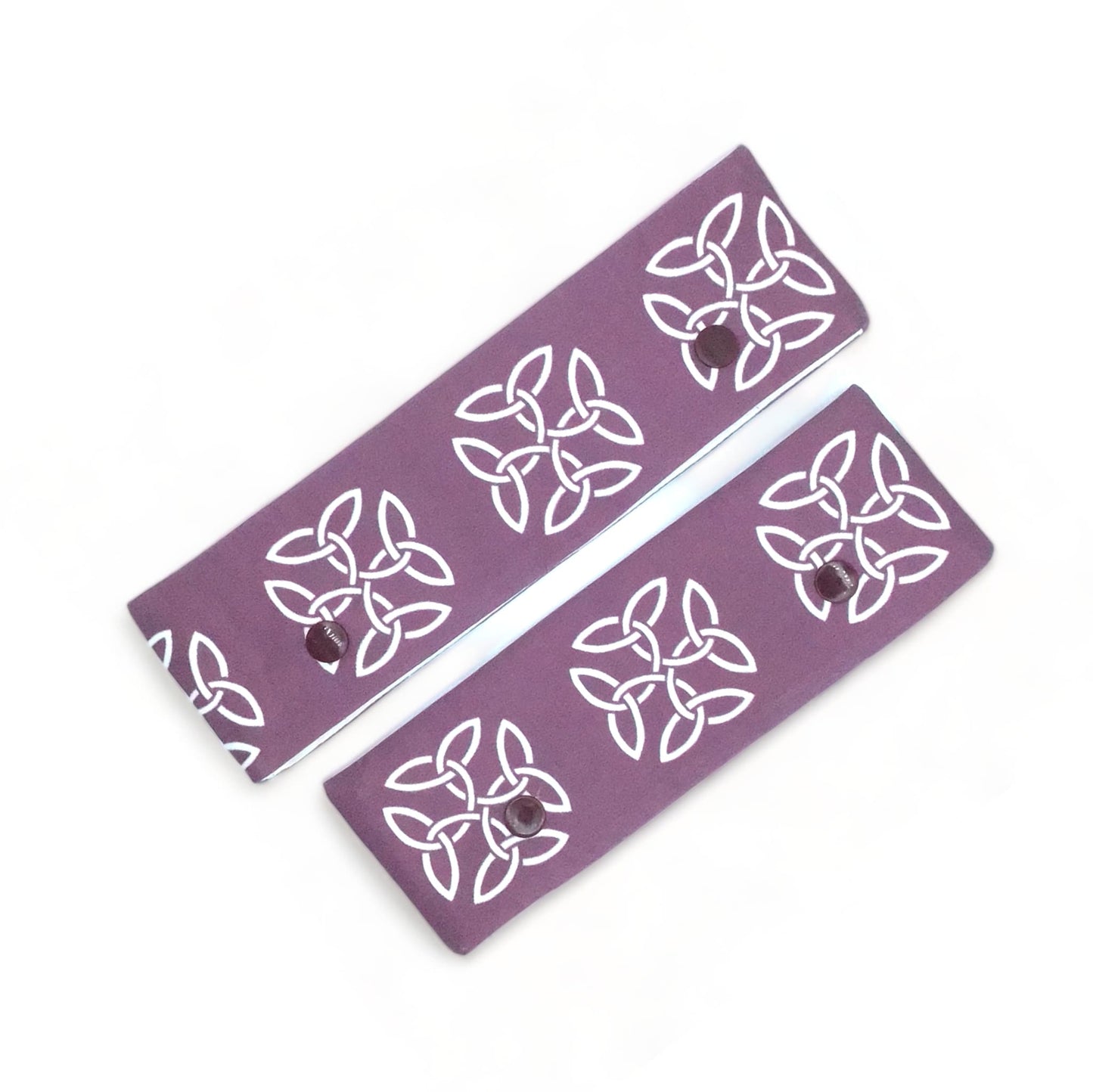 DPN (double pointed needle) holder for sock knitting with square Celtic knots on purple background design